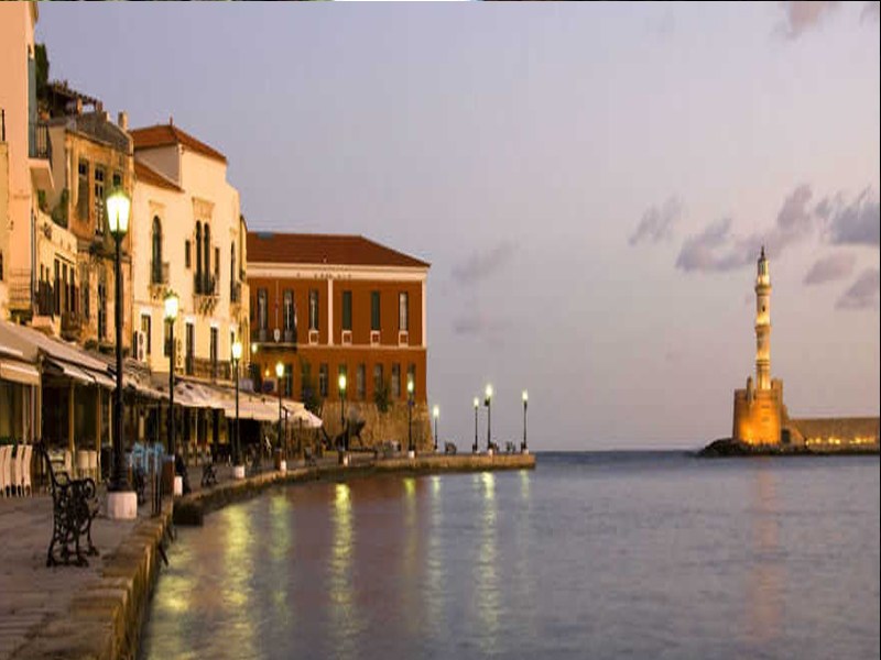 Lighthouse at Chania old port