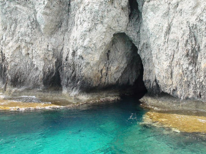 Koufonisi, Extraordinary Caves, South Crete